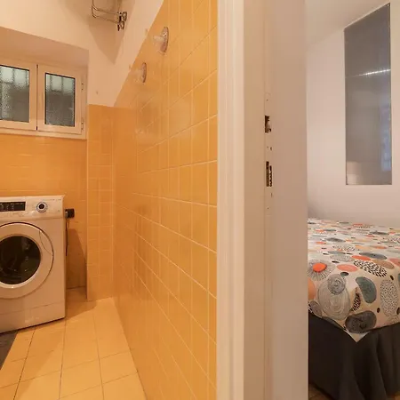 Guesthost - Colosseo & San Clemente Cozy Flat Roma