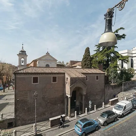 Guesthost - Colosseo & San Clemente Cozy Flat Roma