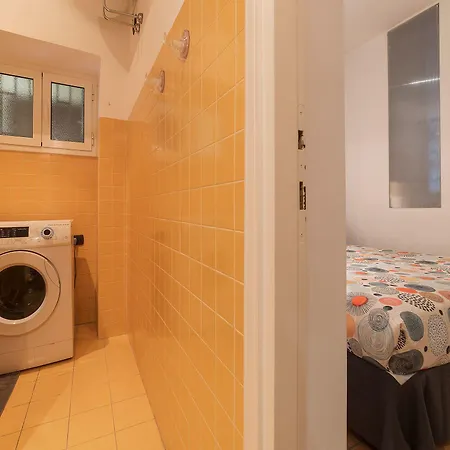 Guesthost - Colosseo & San Clemente Cozy Flat * Roma